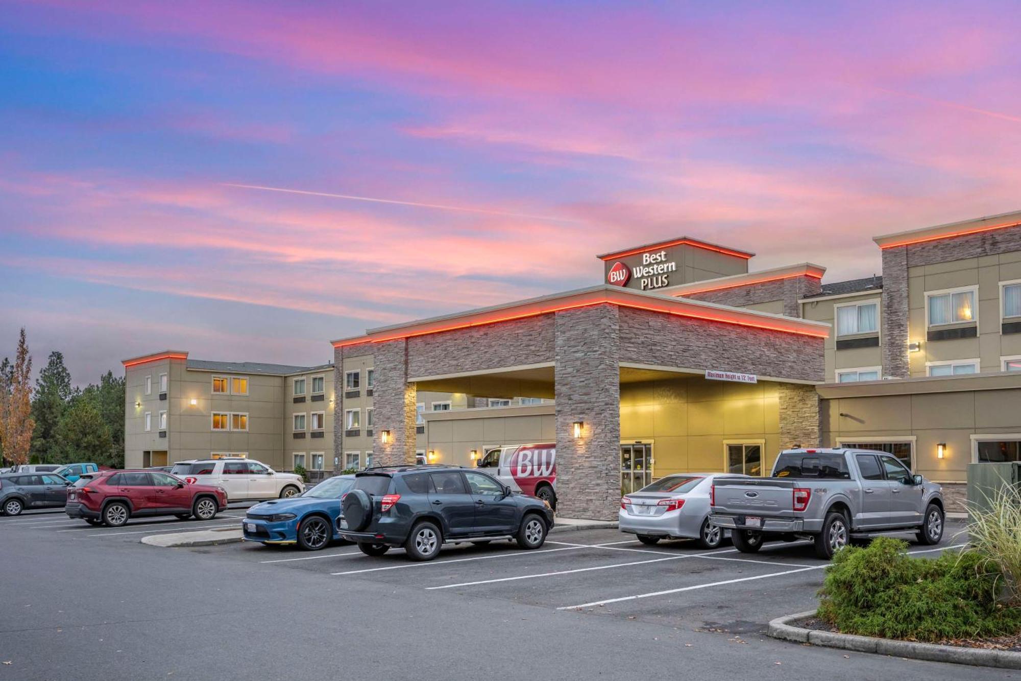 Best Western Plus Peppertree Airport Inn Airway Heights Exterior photo